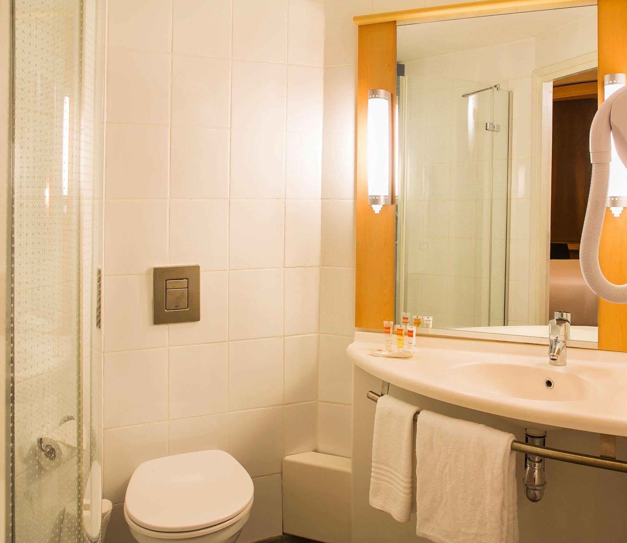 Ibis Lagos Ikeja Zewnętrze zdjęcie